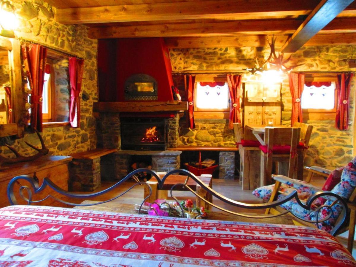 Chalet Cuore Selvatico Monno Exterior foto