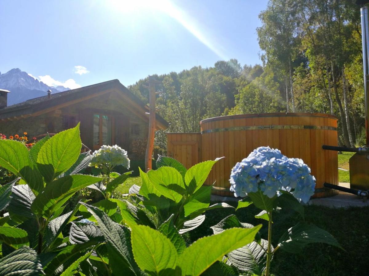 Chalet Cuore Selvatico Monno Exterior foto