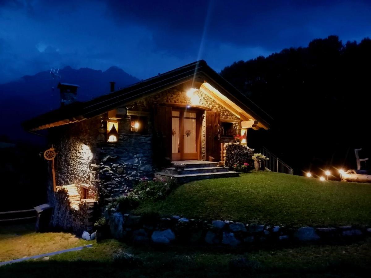 Chalet Cuore Selvatico Monno Exterior foto