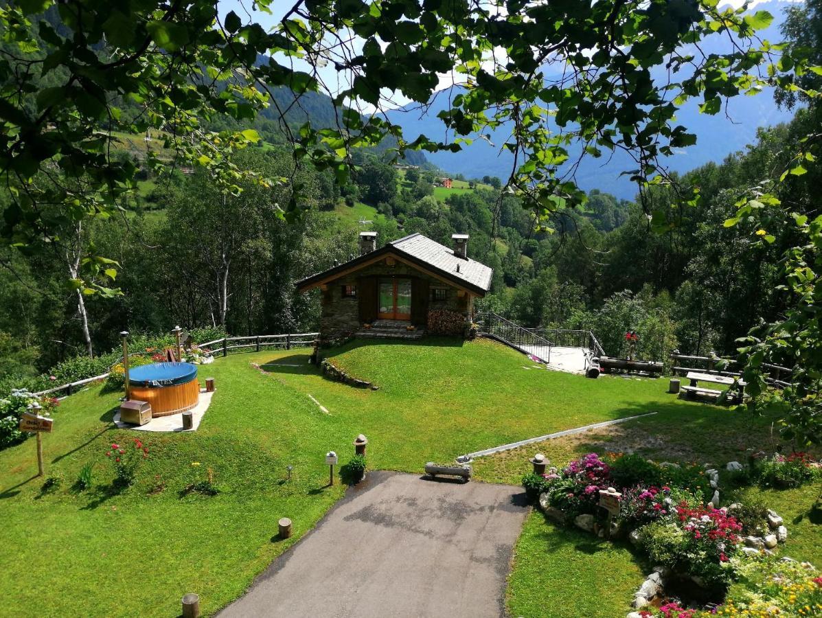 Chalet Cuore Selvatico Monno Exterior foto
